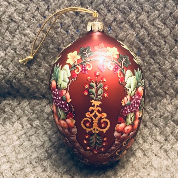 Joan Rivers Cornucopia Hand Painted Glass Egg Ornament - Picture 2 of 8